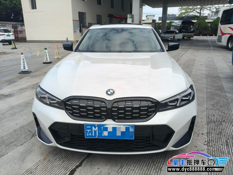 抵押车出售24年宝马3系轿车