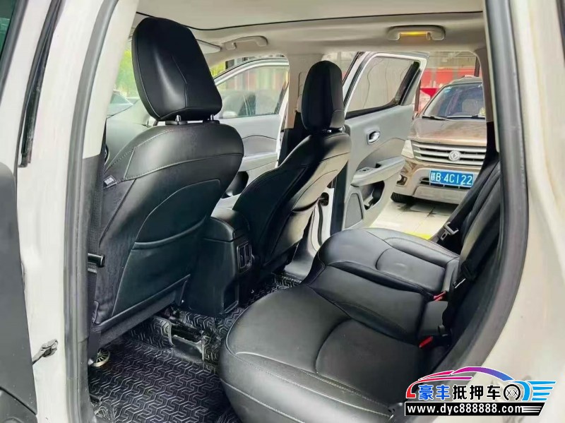 20年Jeep指南者轿车抵押车出售