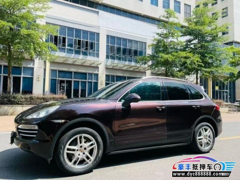 14年保时捷卡宴轿车抵押车出售