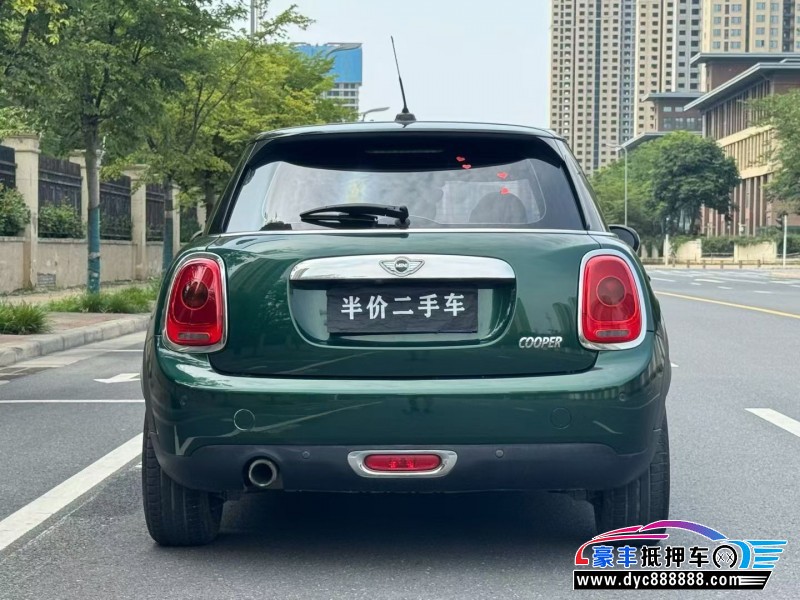 17年宝马MINI轿车抵押车出售
