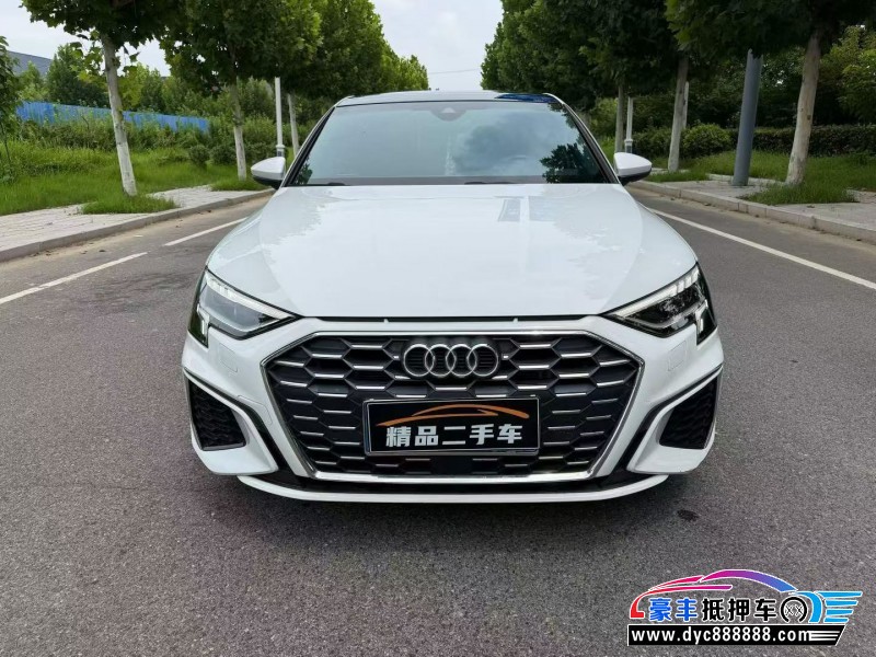 抵押车出售22年奥迪A3轿车