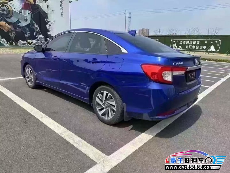 20年本田凌派轿车抵押车出售