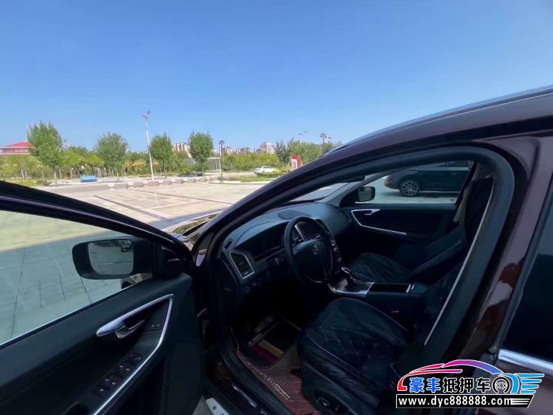 15年沃尔沃XC60轿车抵押车出售