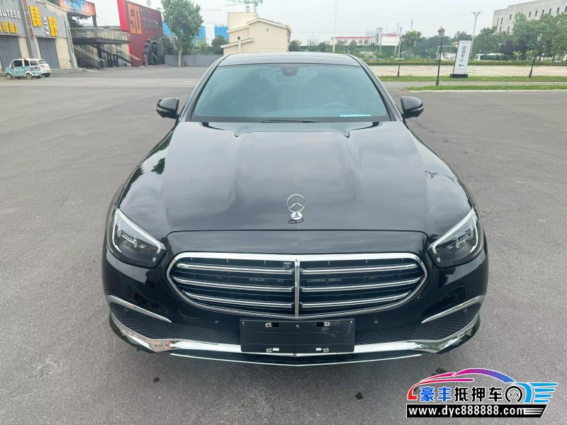 抵押车出售22年奔驰E轿车