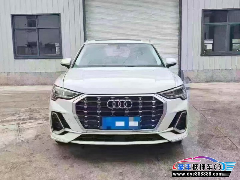 22年奥迪Q3轿车抵押车出售