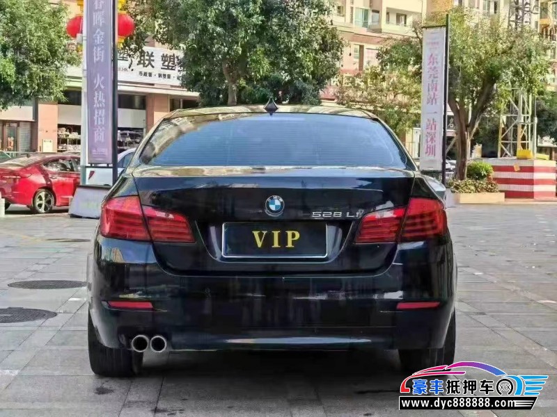 17年宝马5系轿车抵押车出售