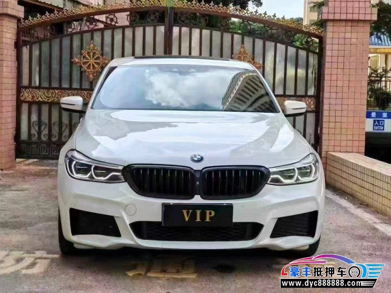 抵押车出售18年宝马6系轿车