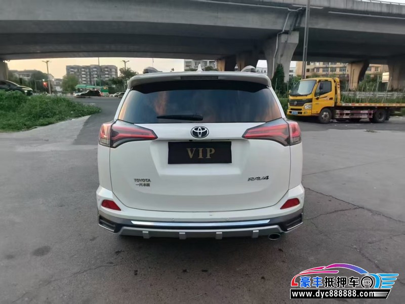 18年丰田RAV4轿车抵押车出售