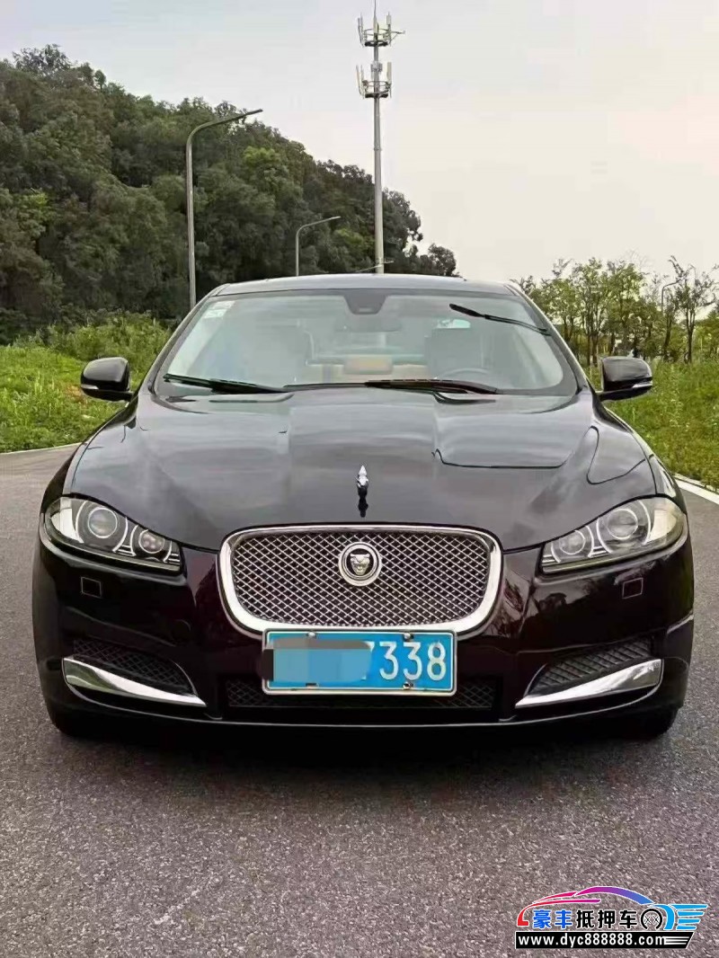 13年捷豹XF轿车抵押车出售