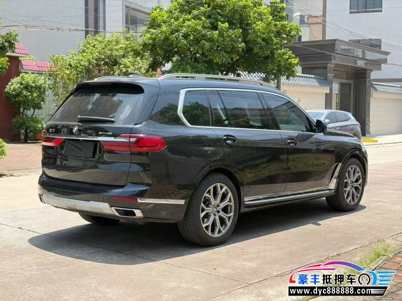 22年宝马X7轿车抵押车出售