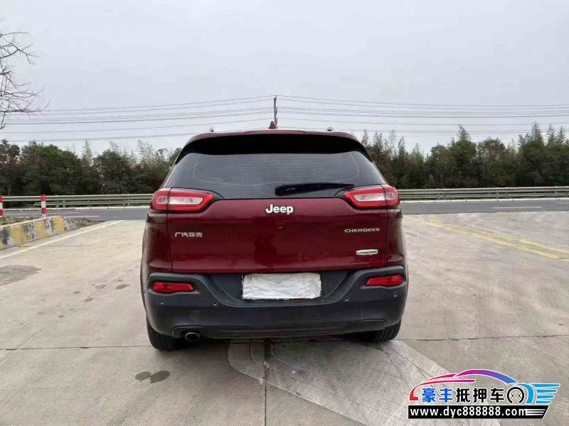 16年Jeep自由光SUV抵押车出售