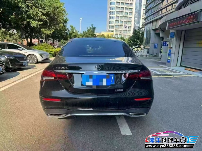 23年奔驰E轿车抵押车出售