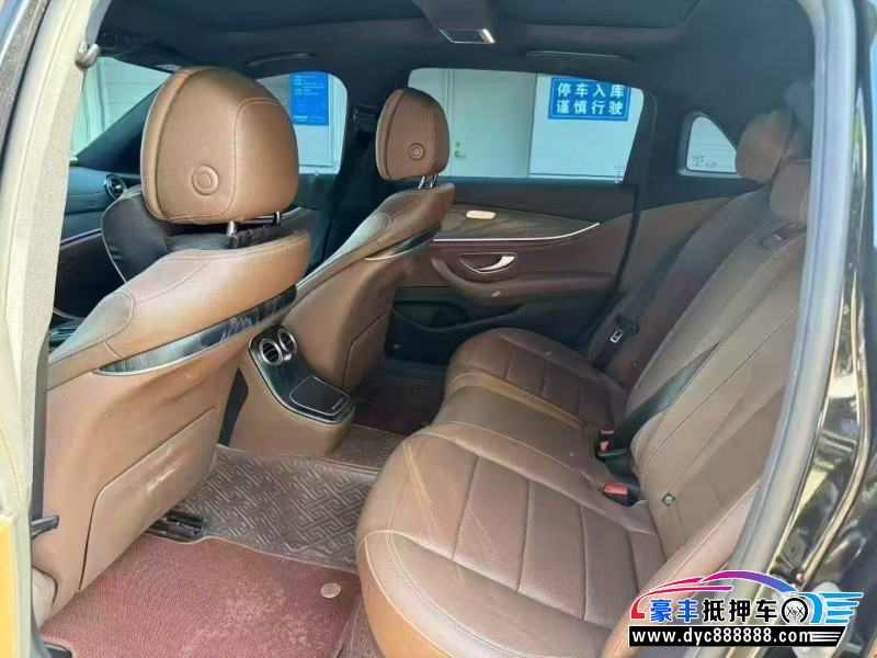 23年奔驰E轿车抵押车出售