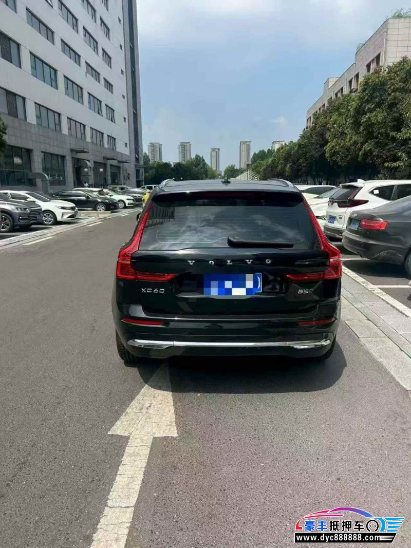 25年沃尔沃XC60轿车抵押车出售