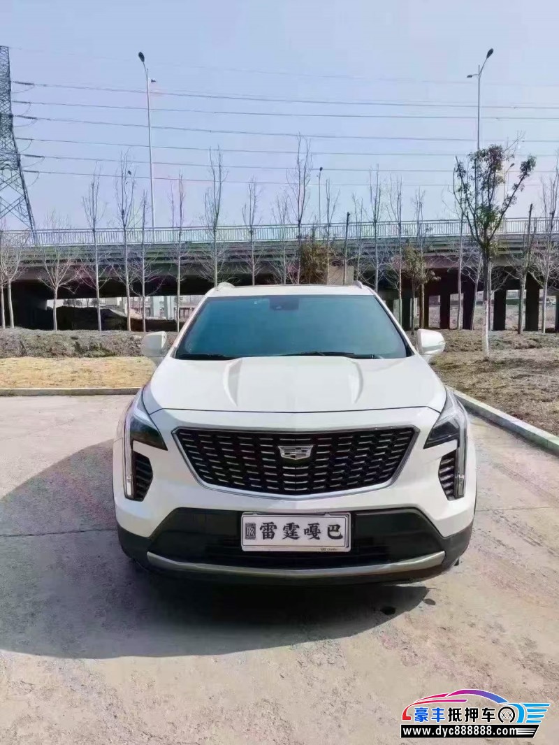 抵押车出售20年凯迪拉克XT4轿车
