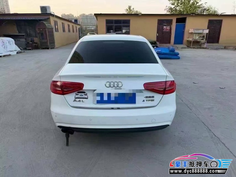 14年奥迪A4L轿车抵押车出售