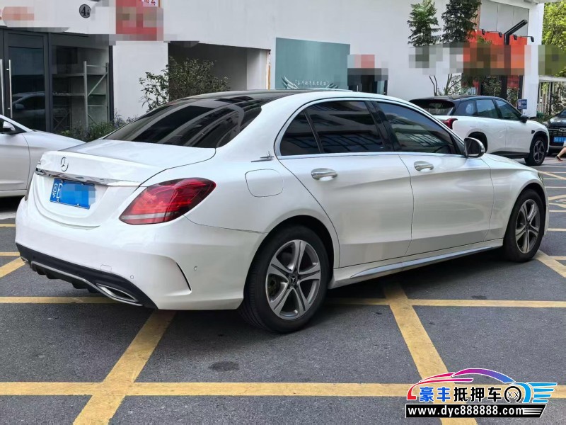 21年奔驰C轿车抵押车出售