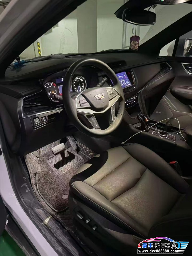 24年凯迪拉克XT5轿车抵押车出售