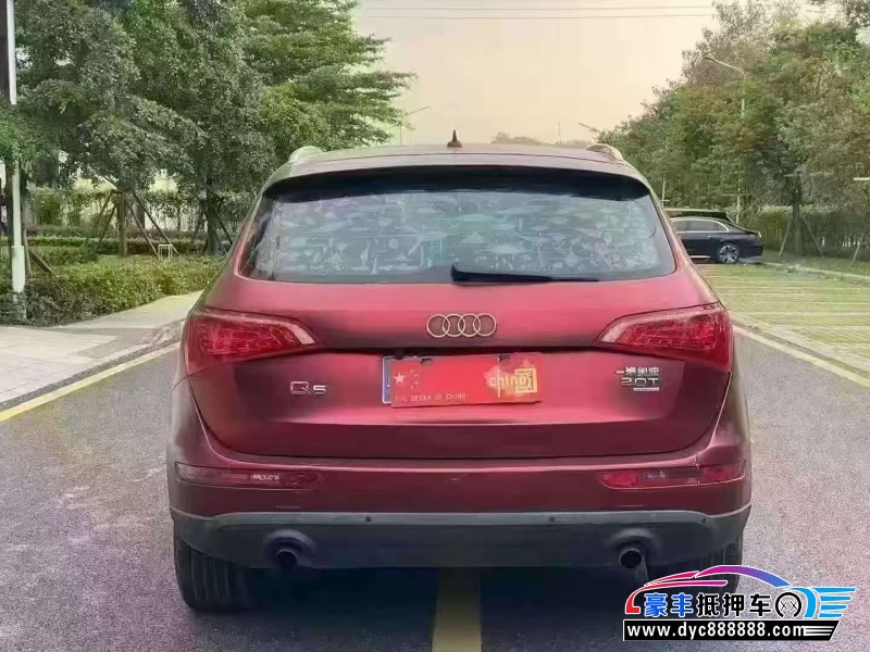 12年奥迪Q5轿车抵押车出售