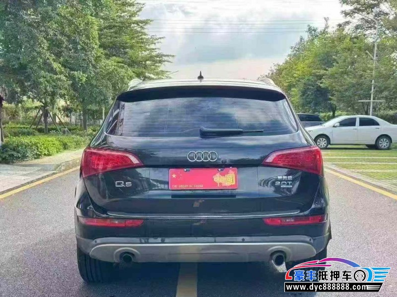 12年奥迪Q5轿车抵押车出售