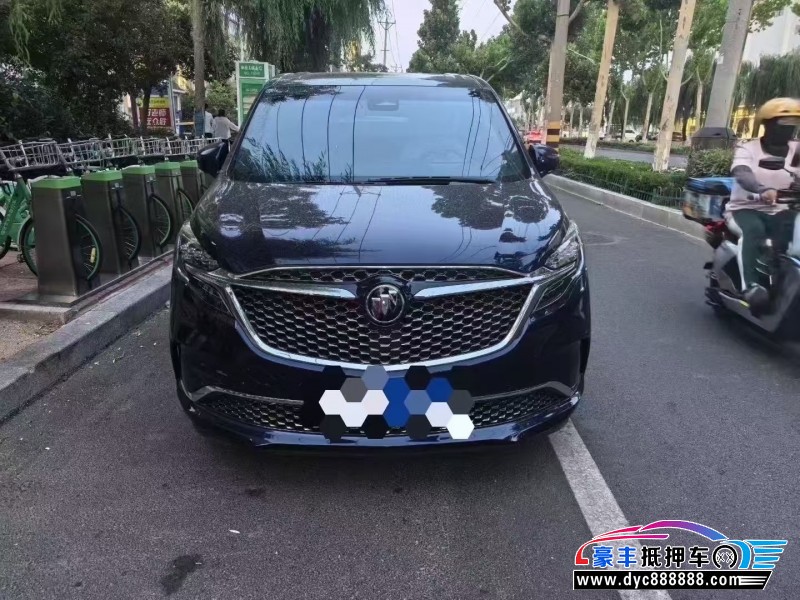 抵押车出售22年别克GL8轿车