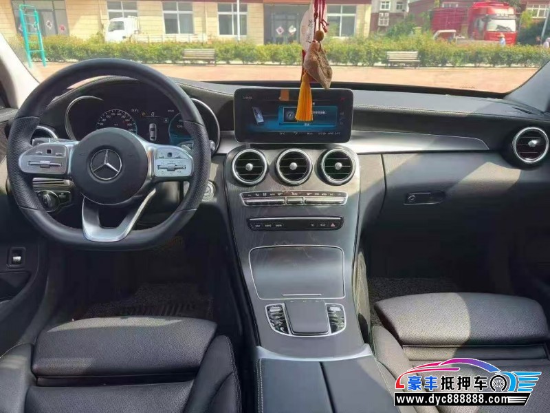 20年奔驰C轿车抵押车出售