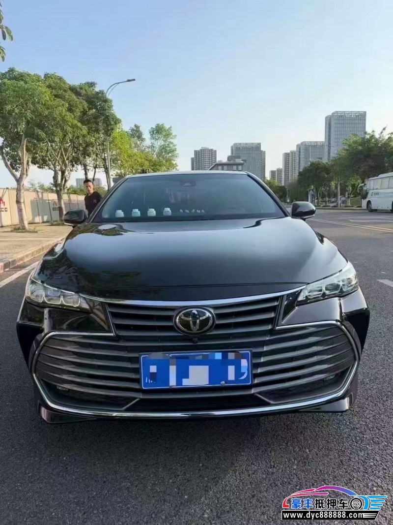 抵押车出售20年丰田亚洲龙轿车