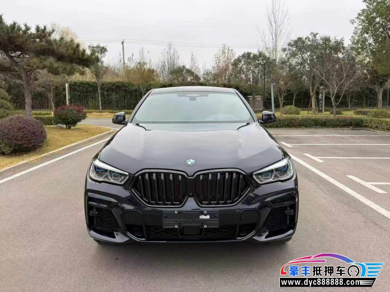 抵押车出售22年宝马X6轿车