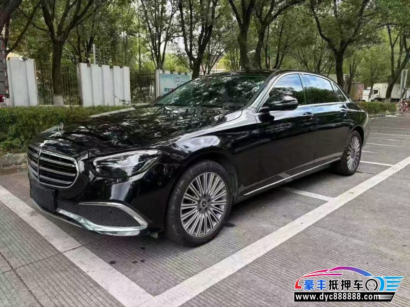 22年奔驰E轿车抵押车出售