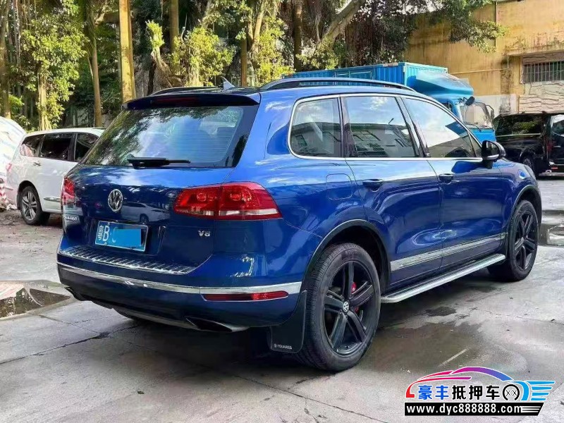 17年大众途锐轿车抵押车出售