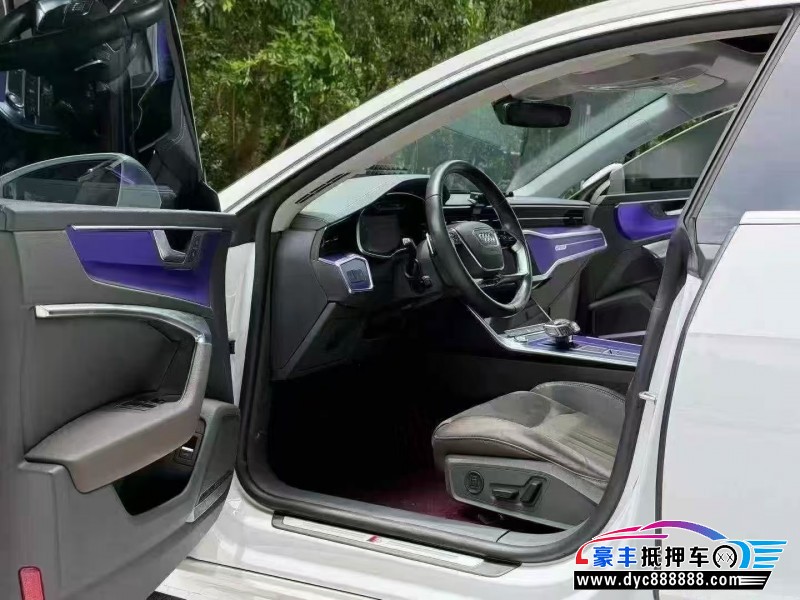 23年奥迪A7轿车抵押车出售