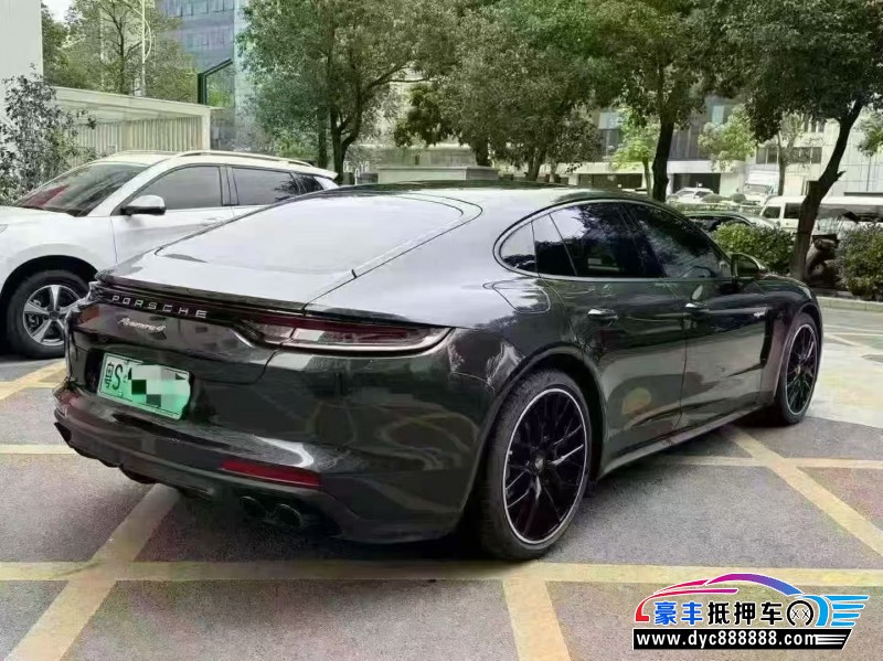 24年保时捷帕纳梅拉轿车抵押车出售