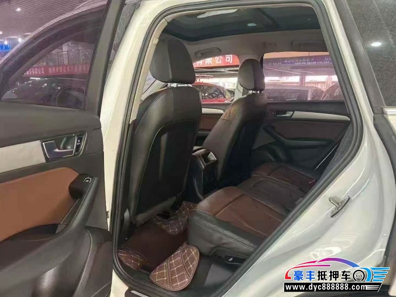 17年奥迪Q5轿车抵押车出售
