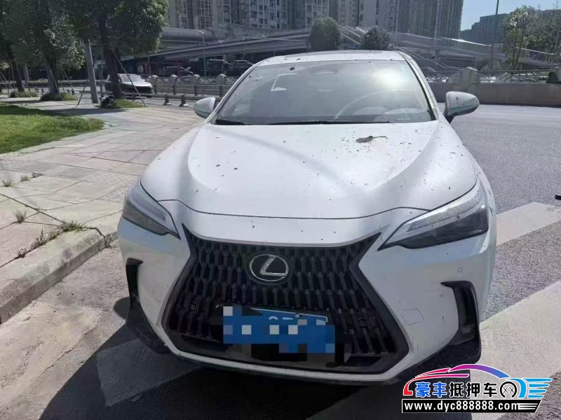 抵押车出售25年雷克萨斯NX轿车