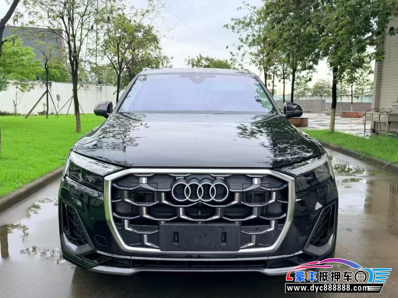 抵押车出售24年奥迪Q7轿车