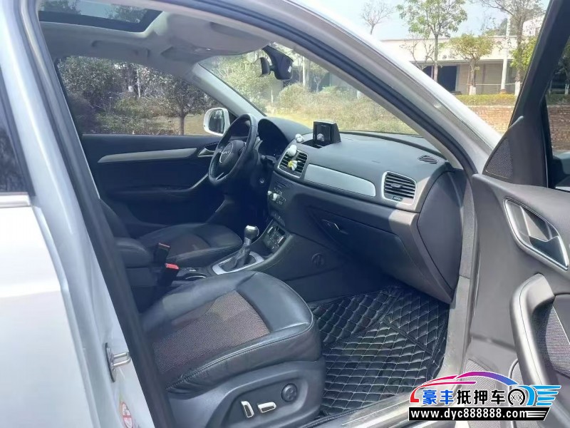 19年奥迪Q3轿车抵押车出售