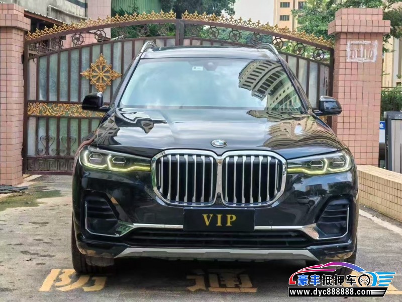 抵押车出售21年宝马X7轿车