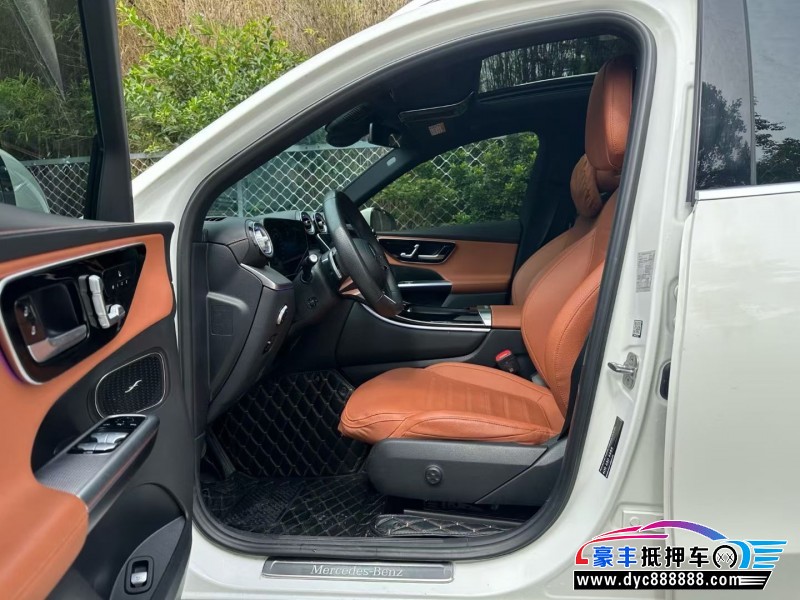 23年奔驰GLC轿车抵押车出售