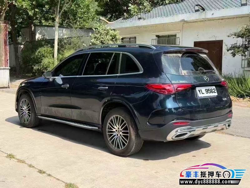 24年奔驰GLC轿车抵押车出售