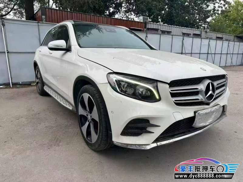 20年奔驰GLC轿车抵押车出售