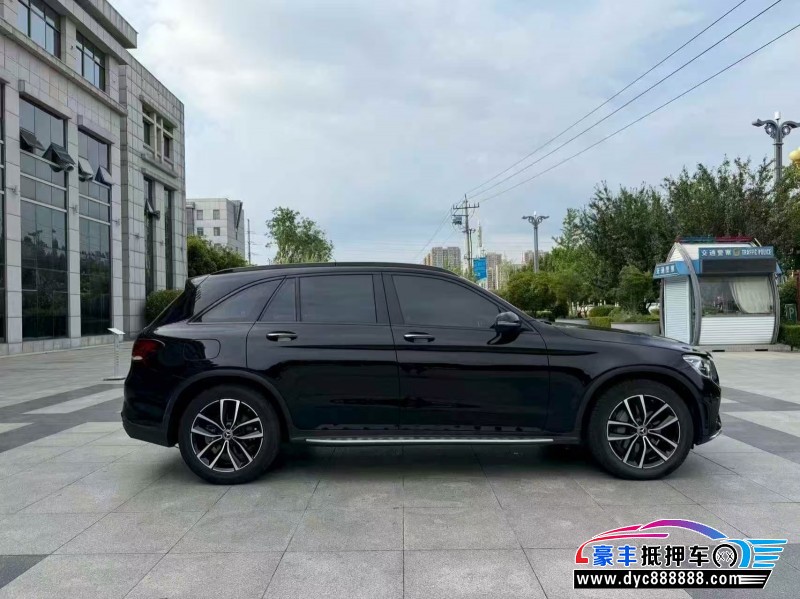 21年奔驰GLC轿车抵押车出售