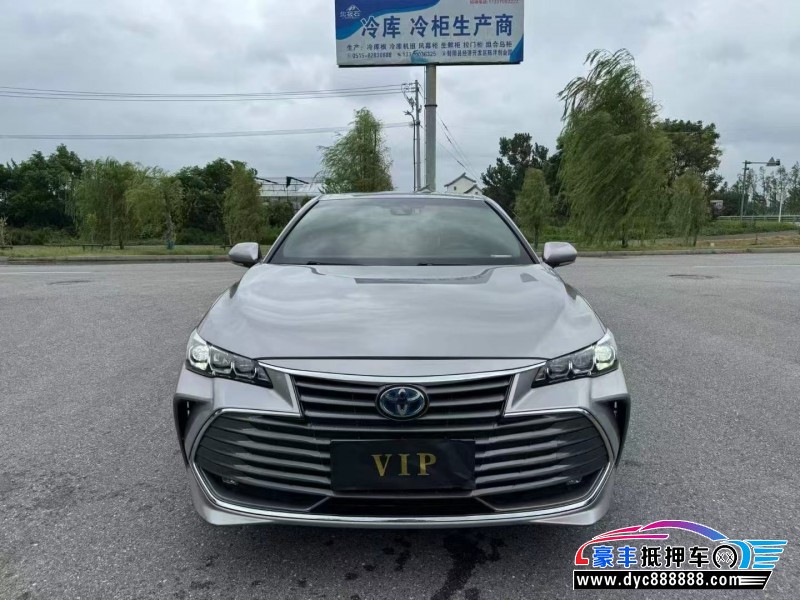 抵押车出售20年丰田亚洲龙轿车