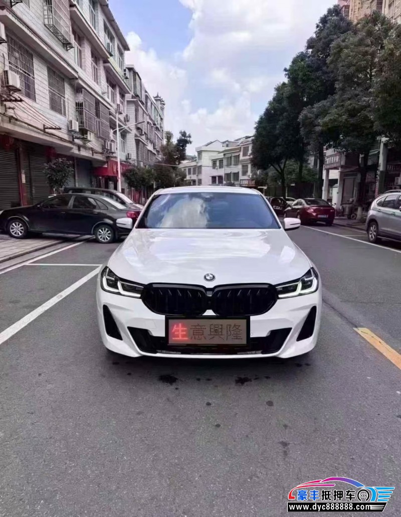 抵押车出售21年宝马6系轿车