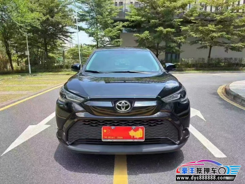 抵押车出售25年丰田锋兰达轿车