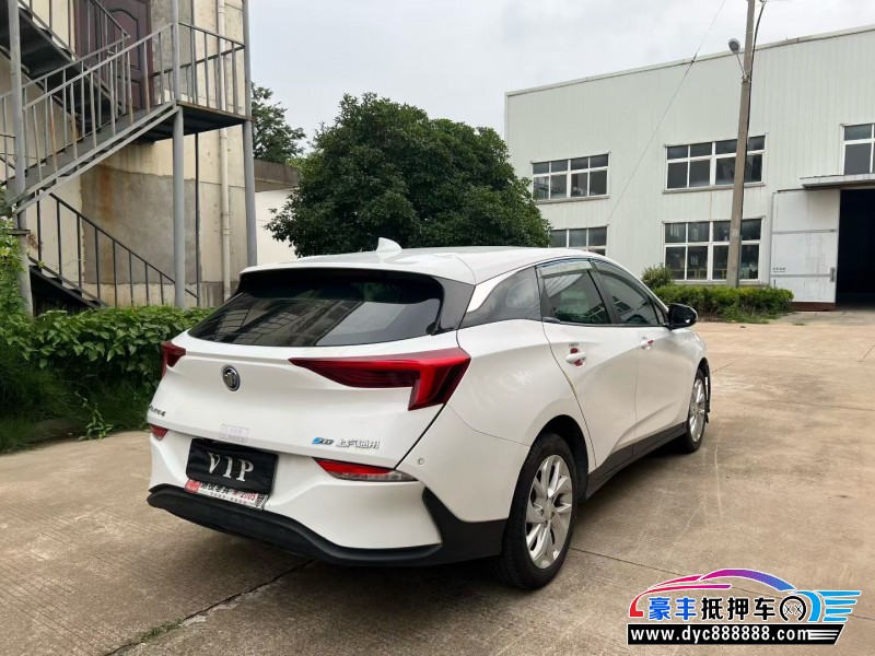 22年别克微蓝轿车抵押车出售