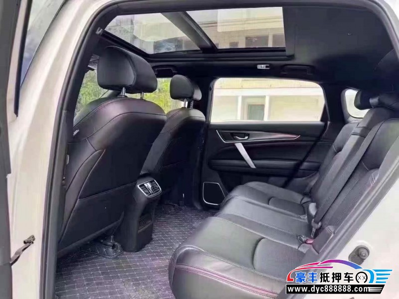 25年本田冠道轿车抵押车出售