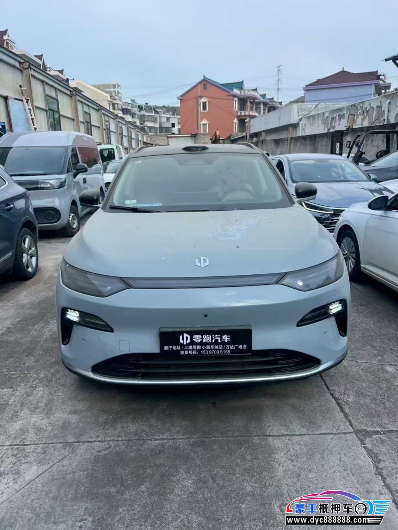 25年零跑C11轿车抵押车出售