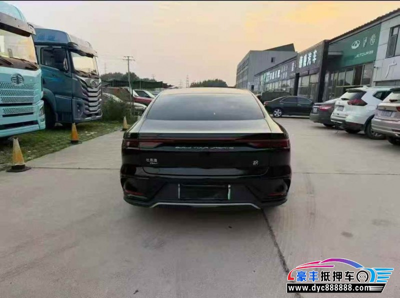 25年比亚迪汉轿车抵押车出售