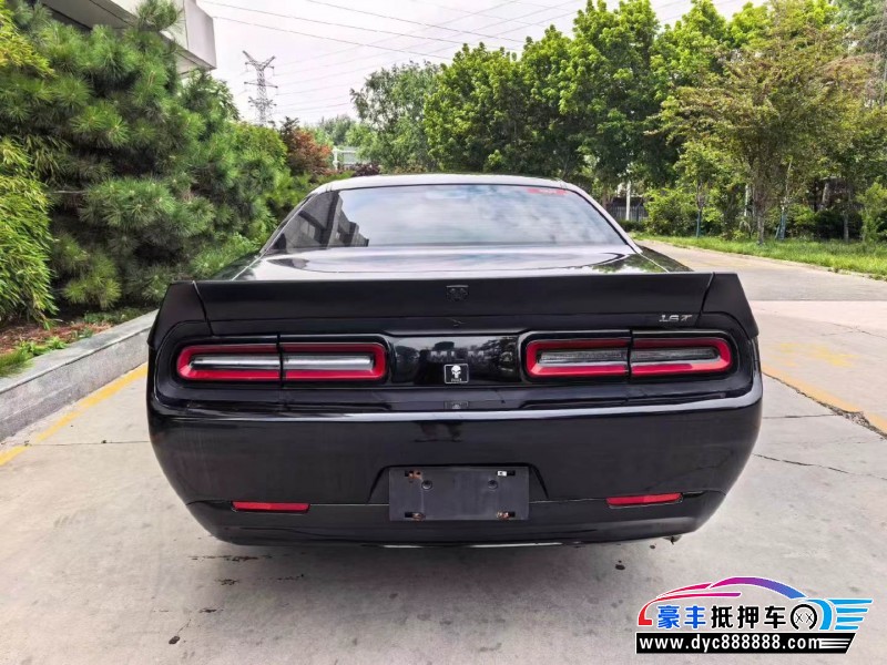 18年道奇挑战者轿车抵押车出售
