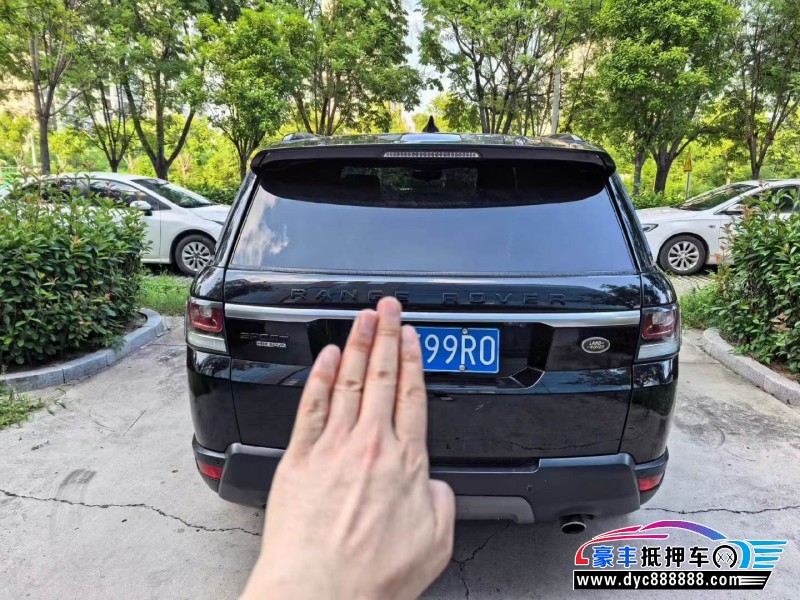 17年路虎揽胜运动版轿车抵押车出售